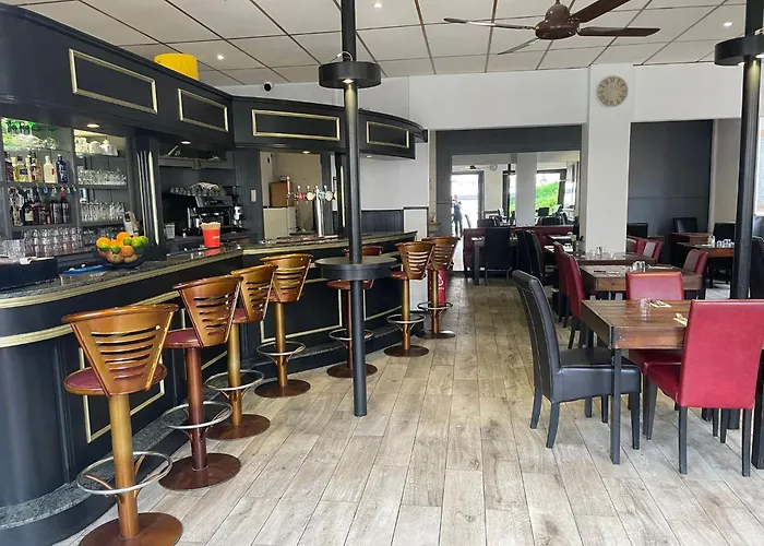 Hotel Bdm Montastruc-la-Conseillère